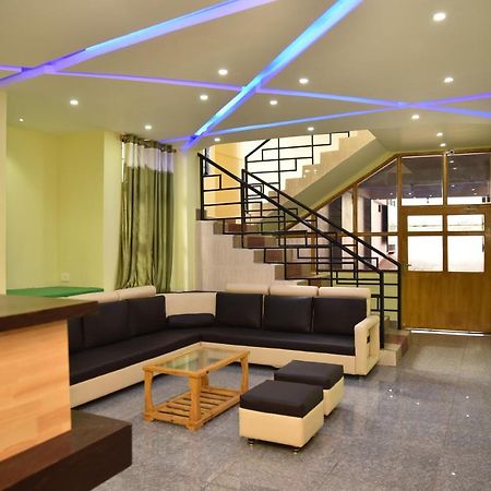 Hotel City Palace Inn Shillong Dış mekan fotoğraf