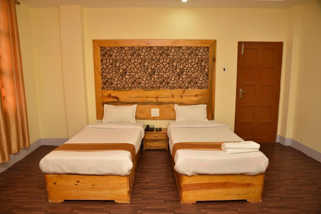 Hotel City Palace Inn Shillong Dış mekan fotoğraf
