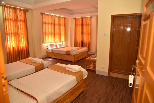 Hotel City Palace Inn Shillong Dış mekan fotoğraf
